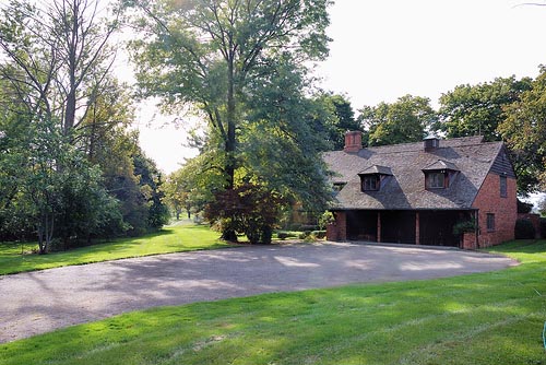 exquisite multi lake front property in bloomfield hills michigan